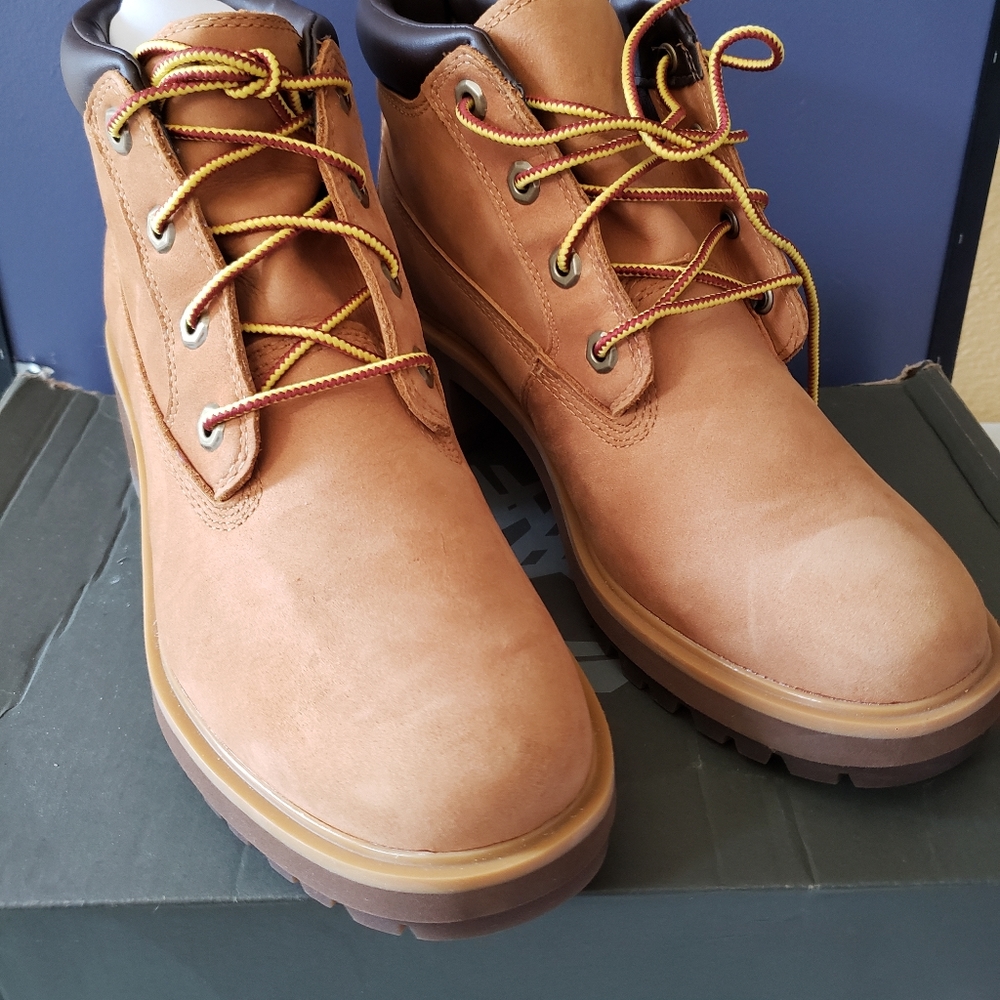 Timberlands Kinsley WP Low Wheat Nubuck Women boot